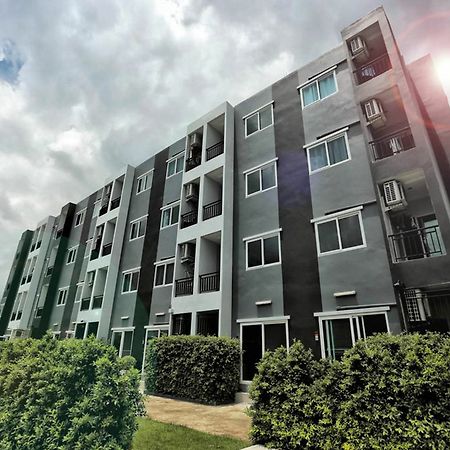 Ibeyond Apartment Romklao Suvarnabhumi Bangkok Exterior foto
